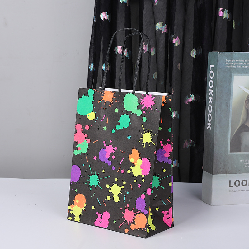 Glow In Dark Paper Gift Bag Ne - Let'S Party Event Supply recensione e prezzo