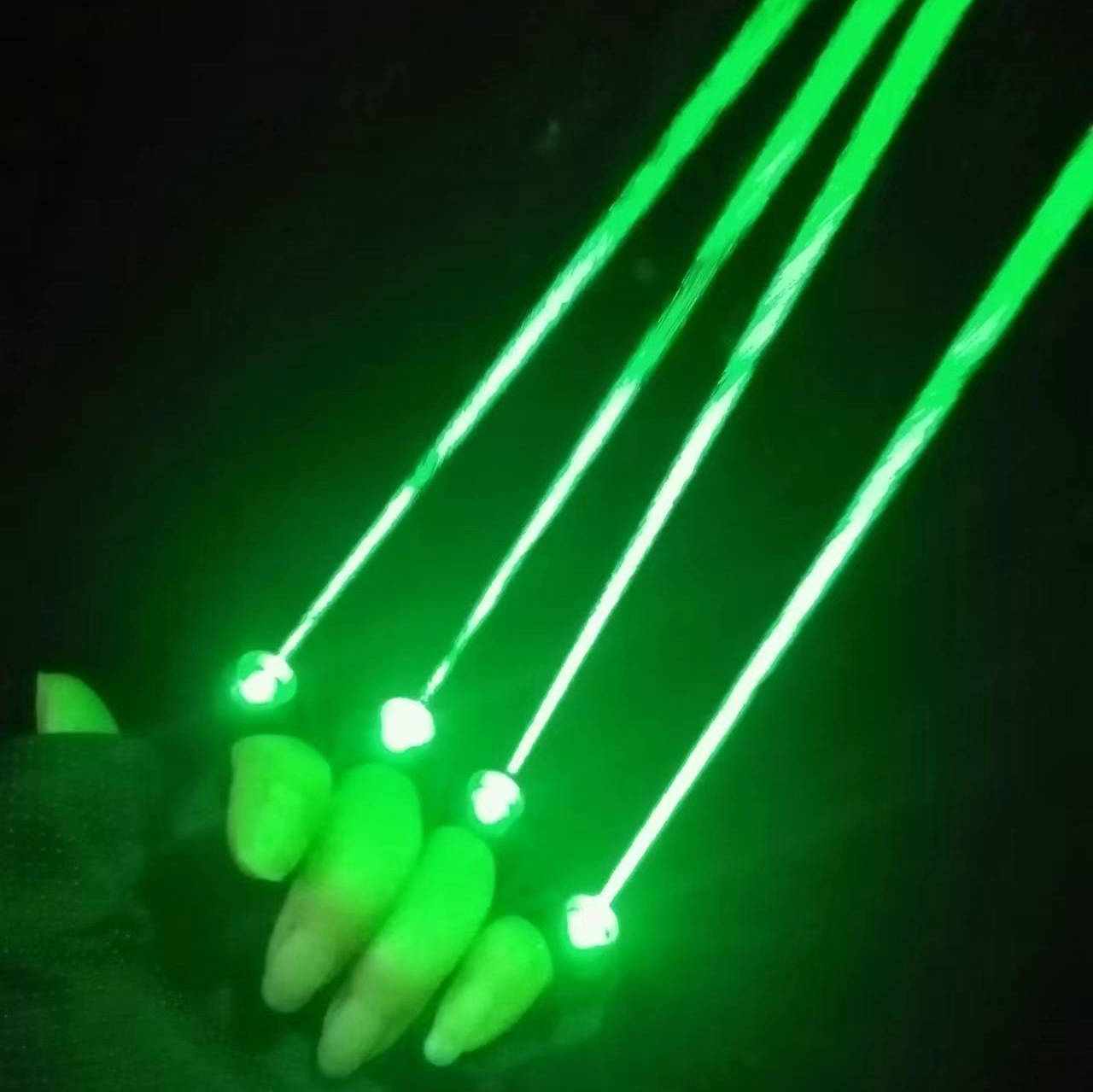 Guanti laser verdi Modulo lase - Event Party Dj recensione e prezzo