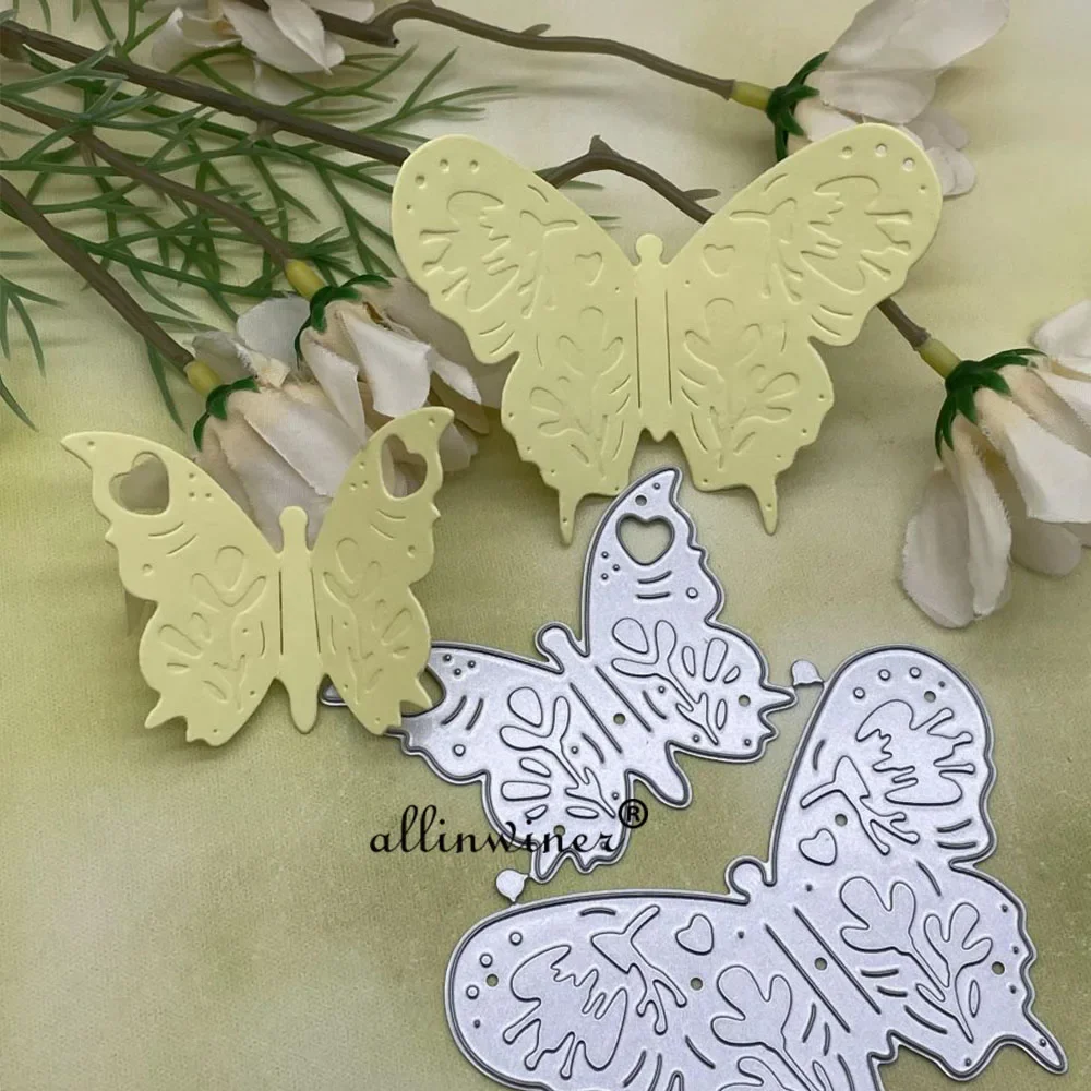 Fustellature a forma di farfal - Papercraft Supply Invitation recensione e prezzo